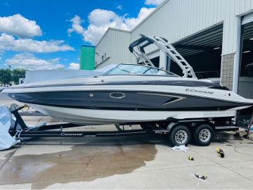 2024 Crownline E275