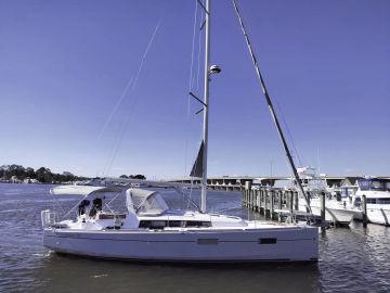 2016 Beneteau Oceanis 38.1