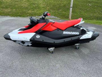 2024 Sea-Doo Spark Trixx for 3 Rotax 900 ACE- 90 iBR and Audio