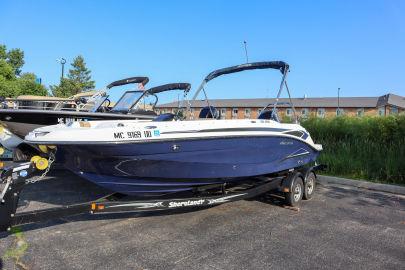 2022 Hurricane Sun Deck Sport 205