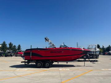 2019 MasterCraft X24