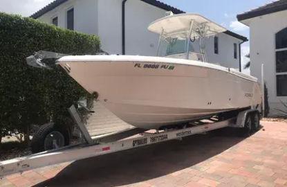 2014 ROBALO R260 Center Console