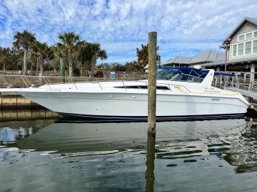 1993 Sea Ray 440 Sundancer