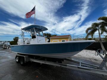 2024 Sportsman Masters 247OE Bay Boat