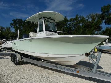 2020 Sea Hunt Ultra 235 SE