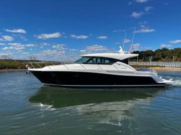 2018 Tiara Yachts C44 Coupe