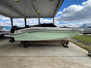 2023 Bayliner DX2000