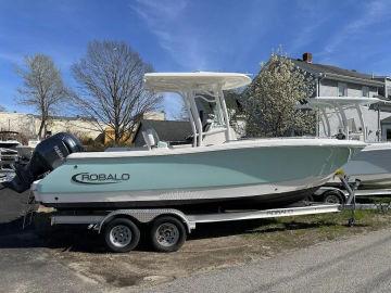 2023 Robalo R230