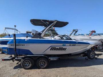 2021 Malibu Boats 20 VTX