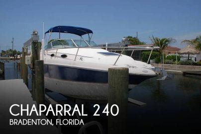 2004 Chaparral 240 Signature