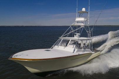 2006 Custom Carolina 45 Express