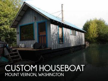 1999 Custom Houseboat