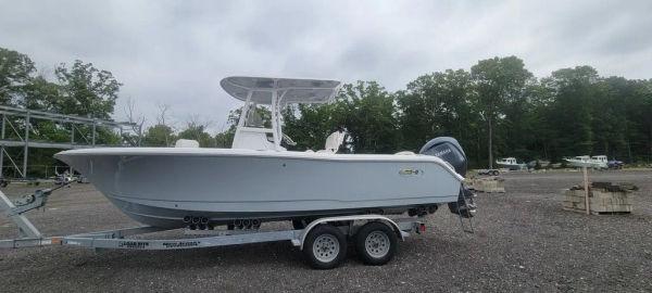 2025 Sea Hunt Ultra 234