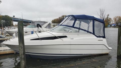 1998 Bayliner 2355 Cierra