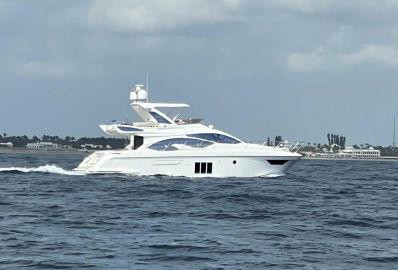 2014 Azimut Flybridge