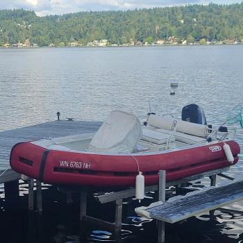 1998 SAFE Boats Center Console