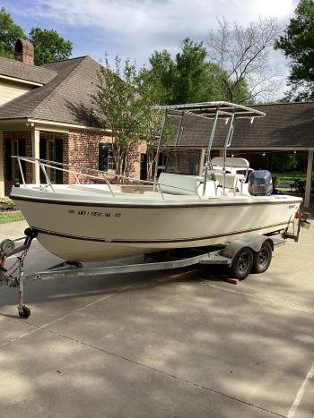 1987 Mako 20' Console