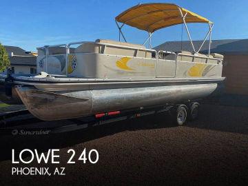 2009 Lowe SS240 Suncruiser