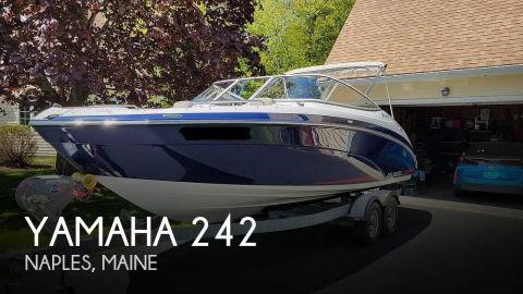 2016 Yamaha E Series 242 LIMITED