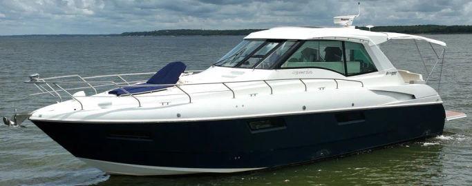 2011 Cruisers Yachts 48 Cantius