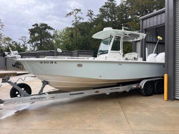 2018 Everglades Boats 273CC