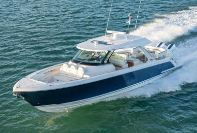 2025 TIARA YACHTS 43 LS