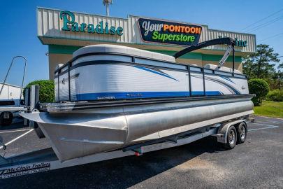 2023 Qwest Pontoons 822 E-Class Lanai LT