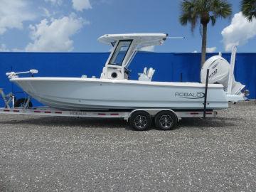 2025 Robalo 266 Cayman