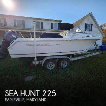 2008 Sea Hunt Victory 225