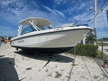 2017 BOSTON WHALER 270 VANTAGE