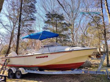 1983 Boston Whaler Revenge 25