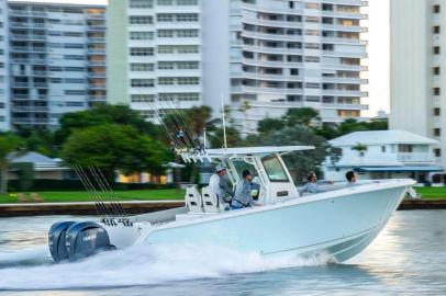 2023 Sailfish 312 Center Console