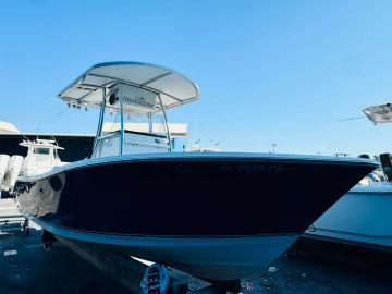 2011 NAUTICSTAR 2200 XS