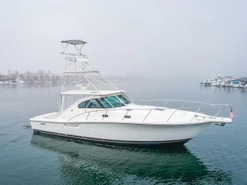 2004 Pursuit 3800 Express