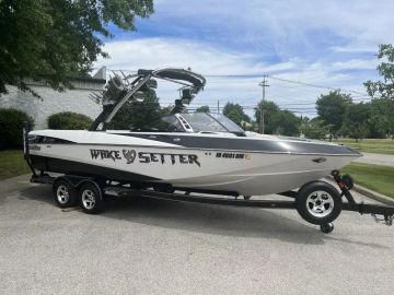 2011 Malibu Wakesetter 247 LSV