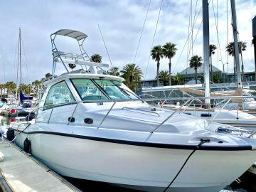 2008 Boston Whaler 345 Conquest