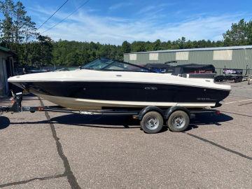 2014 Sea Ray 205 Sport