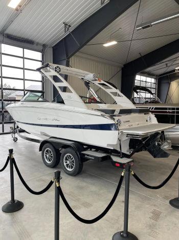 2024 Regal LS2 BOWRIDER