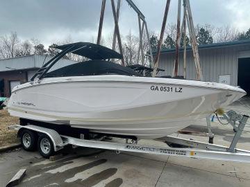 2018 Regal 22 FASDECK