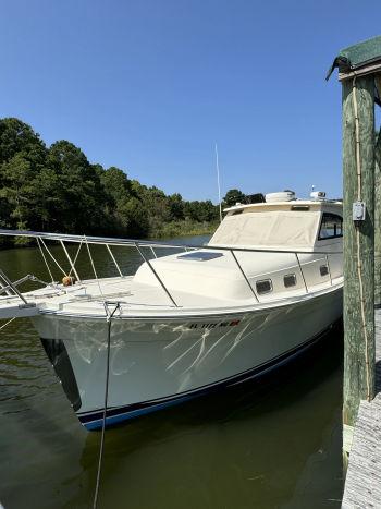 2005 Mainship 30 Rum Runner II