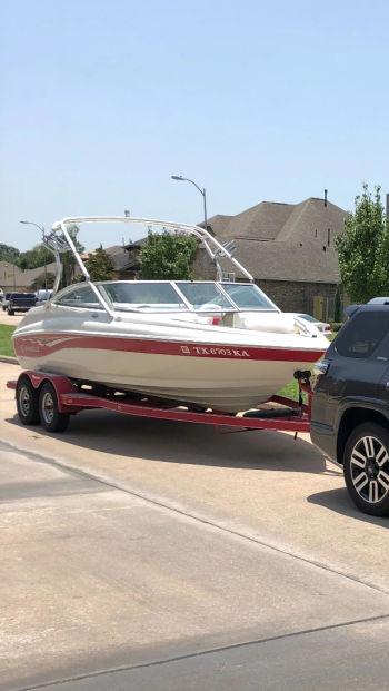 2004 Caravelle Powerboats 207 