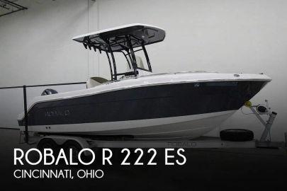 2017 Robalo R 222 ES