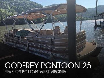 2004 Godfrey Pontoon Sanpan 25 tritoon Boat