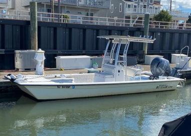 2009 Riddick Bay Runner 2290