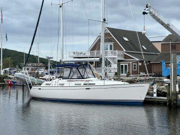 2002 Moody 38-2 Sloop