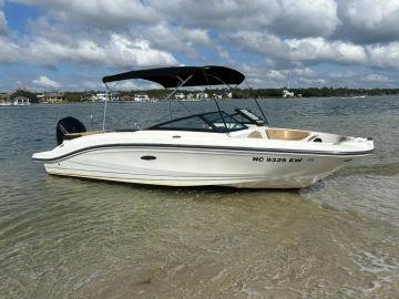 2022 Sea Ray 210SPX-OB