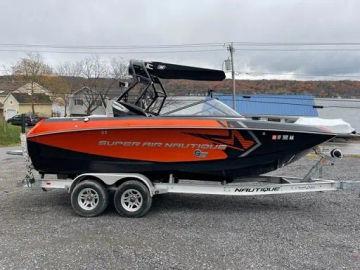 2015 Nautique G21