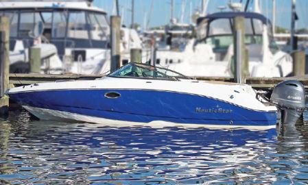 2019 NauticStar 243 DC