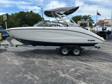 2023 Yamaha Boat 252SD