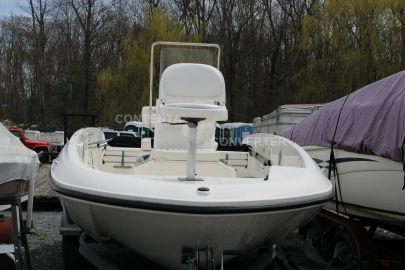 2017 Bayliner Element FS18